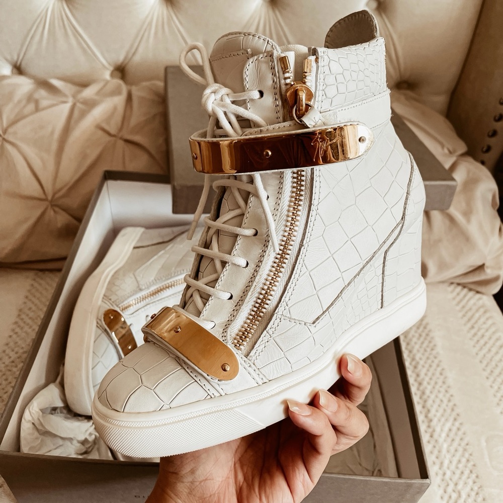 100% Authentic Giuseppe Zanotti